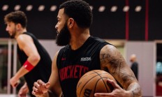 金年会平台-包含NBA常规赛冲刺阶段走向成谜，克里夫兰骑士外线爆发，气氛紧张，医务组通报恢复的词条